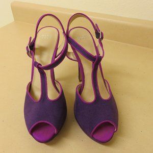 ELLE T STRAP LIKE NEW HEELS * SIZE 7.5 * PURPLES